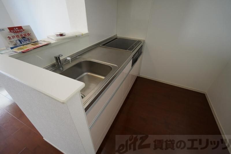 ローズタウンIIIの物件内観写真