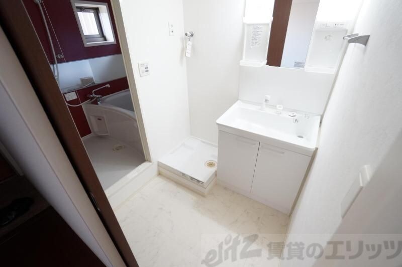 ローズタウンIIIの物件内観写真