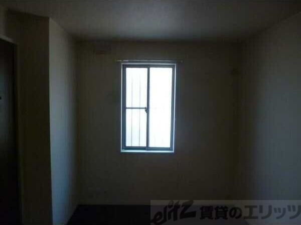 ローズタウンIIIの物件内観写真