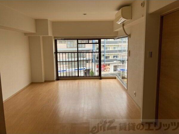 三恵上新庄ハイツの物件内観写真