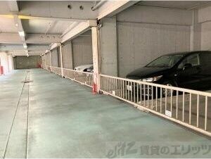 アーバンパーク緑地公園の物件内観写真