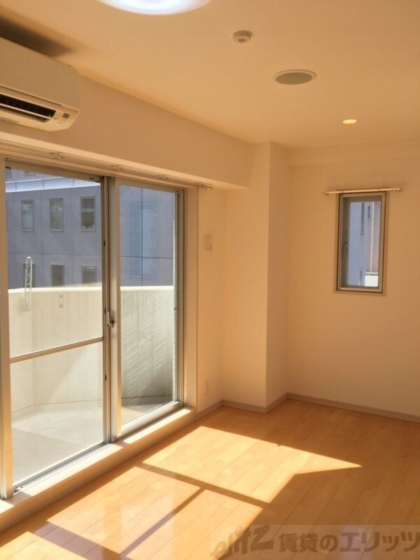 クレグラン北梅田の物件内観写真