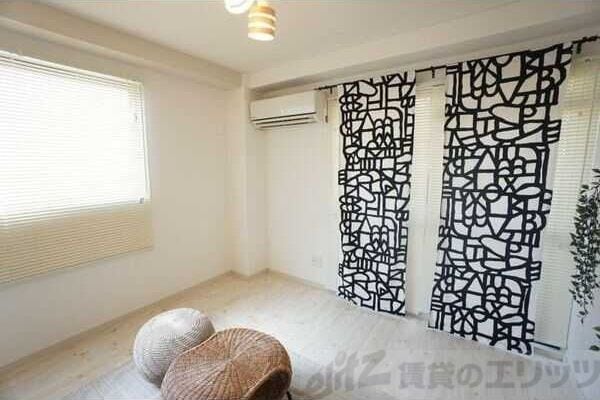 レリーサ真上の物件内観写真