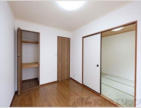 ルミエール安満の物件内観写真