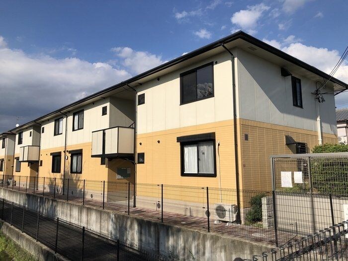 カサブランカIの物件外観写真