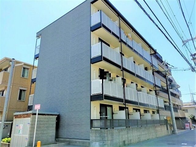 レオパレスＴＯＷＡの物件外観写真