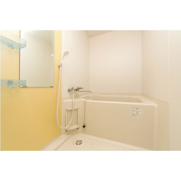 SERENiTE江坂四番館の物件内観写真