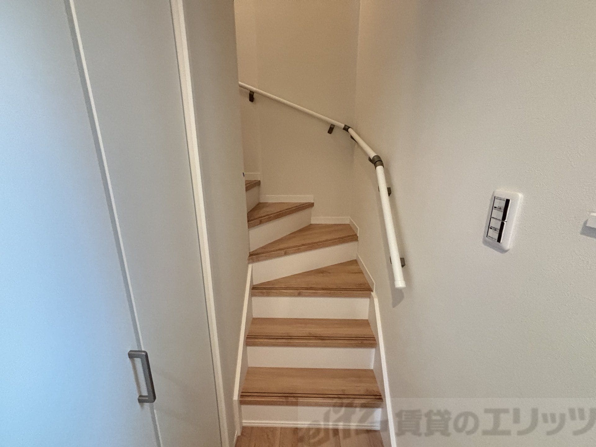 ファミリエ津之江D棟の物件内観写真