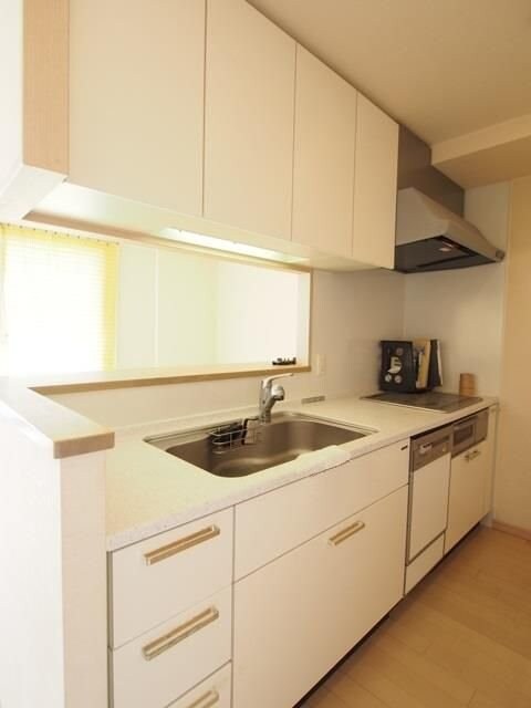 プラウド江坂の物件内観写真