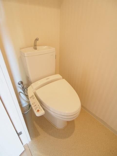 プラウド江坂の物件内観写真