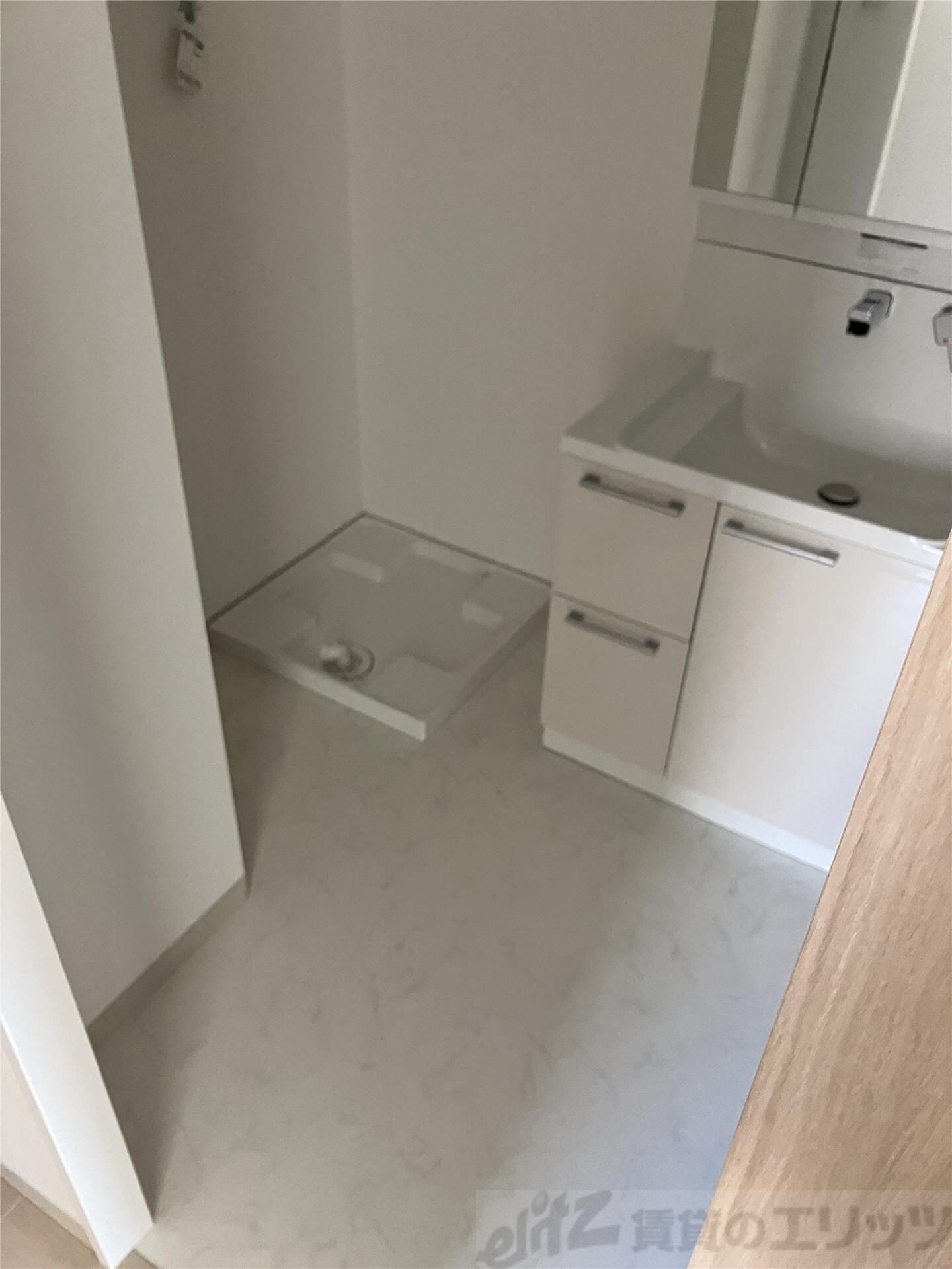 ペンギンズマンション箕面新稲の物件内観写真