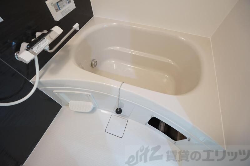 クレアトゥール岸辺1の物件内観写真