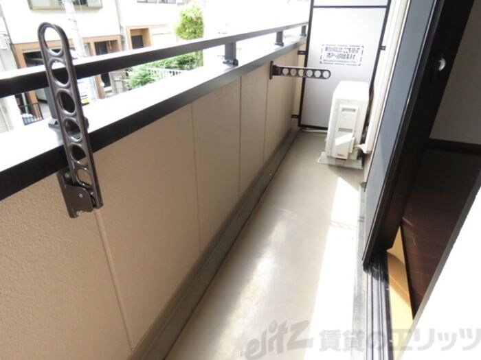 ラトゥール江坂の物件内観写真