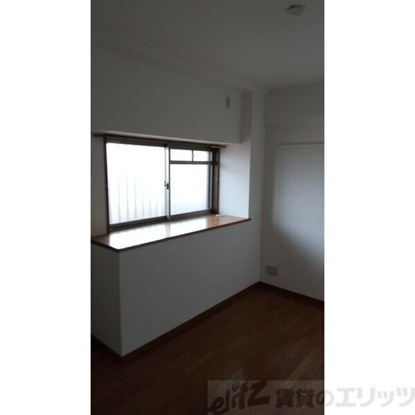 リアライズ安威の物件内観写真