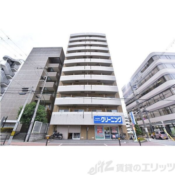 SERENiTE江坂四番館の物件内観写真