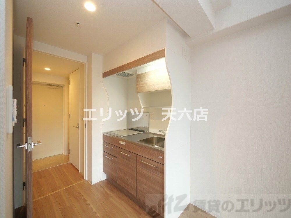 セレニテ新大阪エクラの物件内観写真