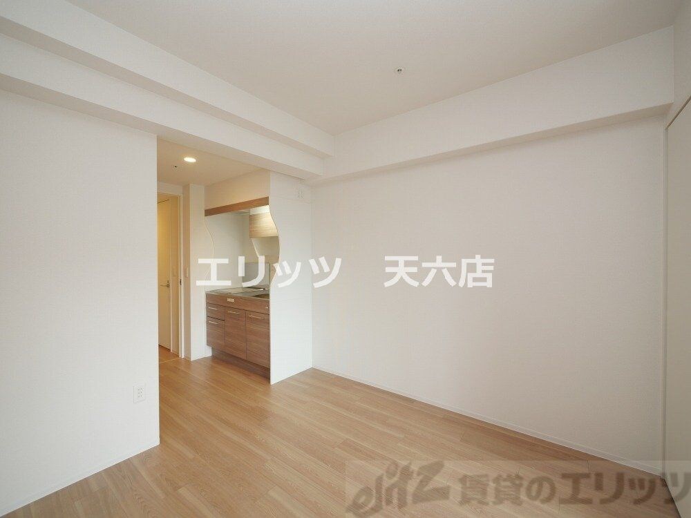 セレニテ新大阪エクラの物件内観写真