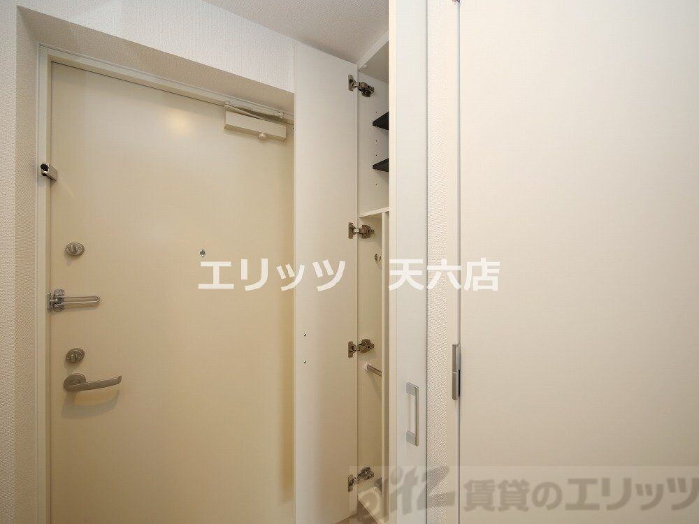 セレニテ新大阪エクラの物件内観写真