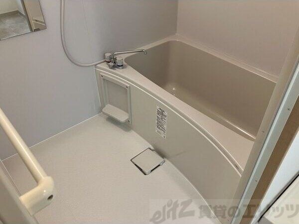 三恵上新庄ハイツの物件内観写真