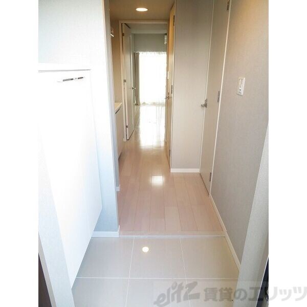 スペーシア江坂広芝町の物件内観写真