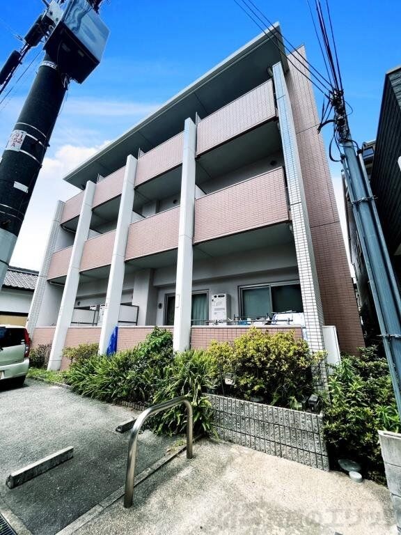 プレミアウエイブの物件外観写真