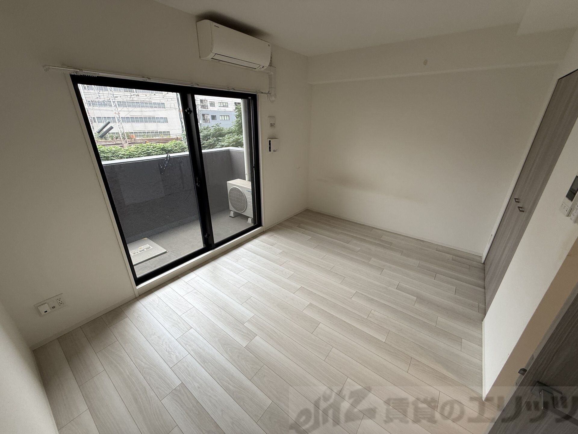 プライマル新大阪の物件内観写真