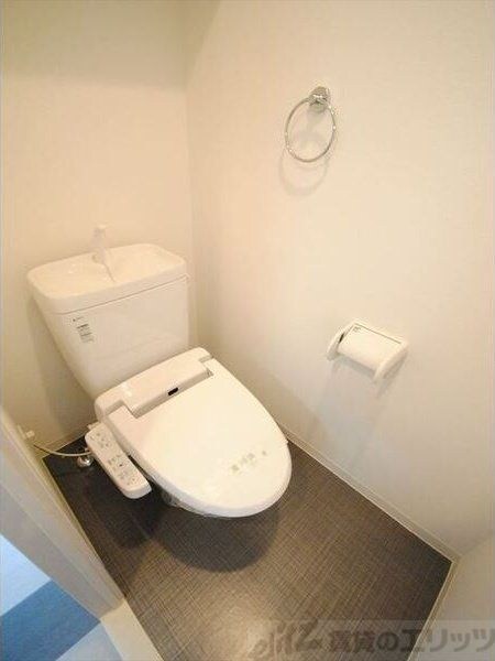 ウインズコート西中島の物件内観写真