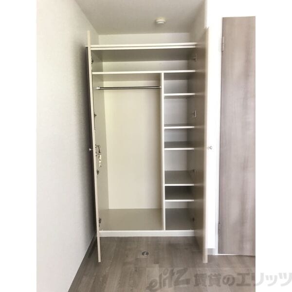 ウイニング・パラ江坂の物件内観写真