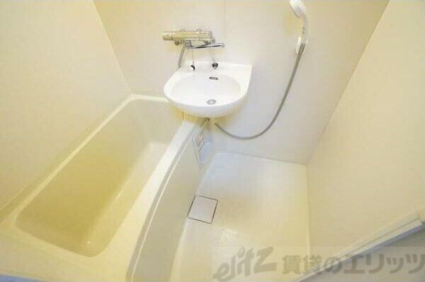 ハイツグローリーの物件内観写真