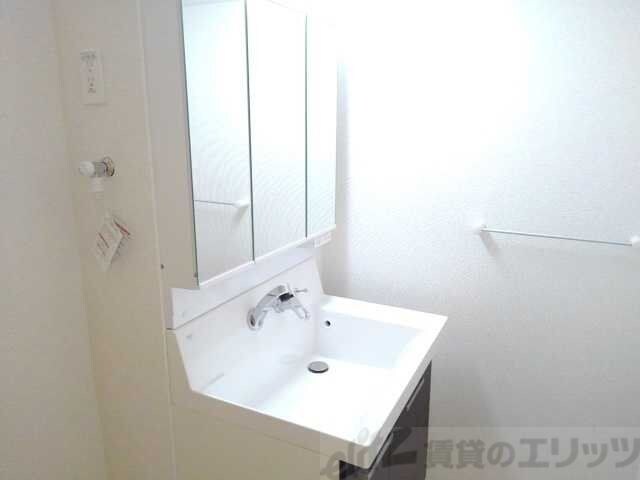 パインルーツIIIの物件内観写真