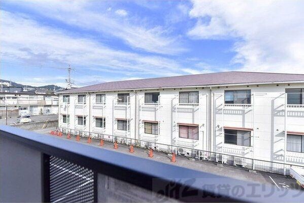 アゼリアコートの物件内観写真