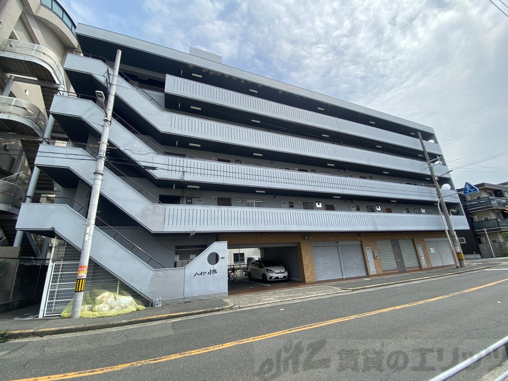 ハイツ小松の物件外観写真