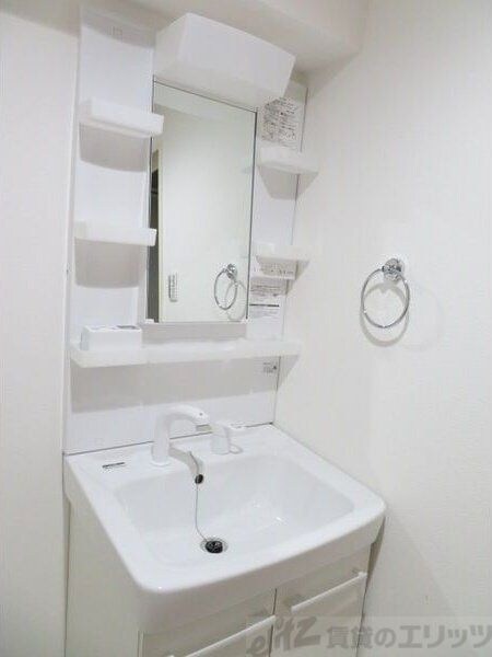 アールエスフラッツの物件内観写真