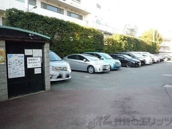 ル・アン緑地の物件内観写真