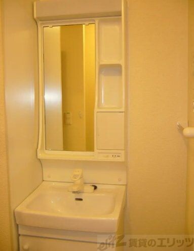 レオパレスパーシモン　辻子の物件内観写真