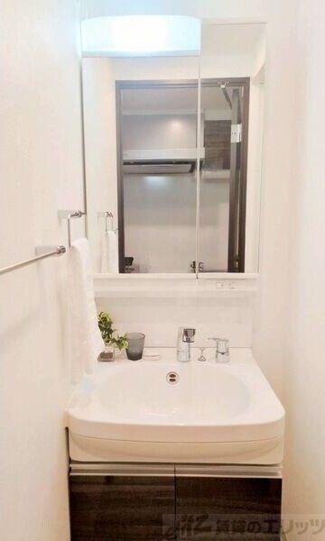 フォーリアライズ梅田レーベンの物件内観写真