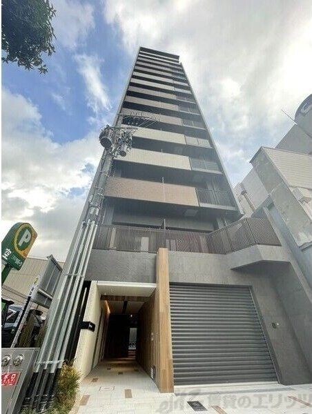 コンフォリア新梅田の物件外観写真