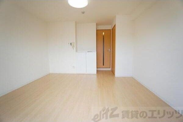 アーデン江坂IIIの物件内観写真