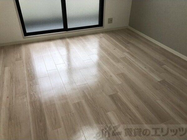 日の出プラザ1号館の物件内観写真