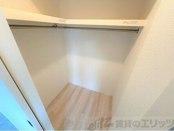 セレニテ西中島アリア壱番館の物件内観写真