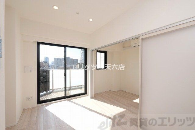 シーズンフラッツ梅田EASTの物件内観写真