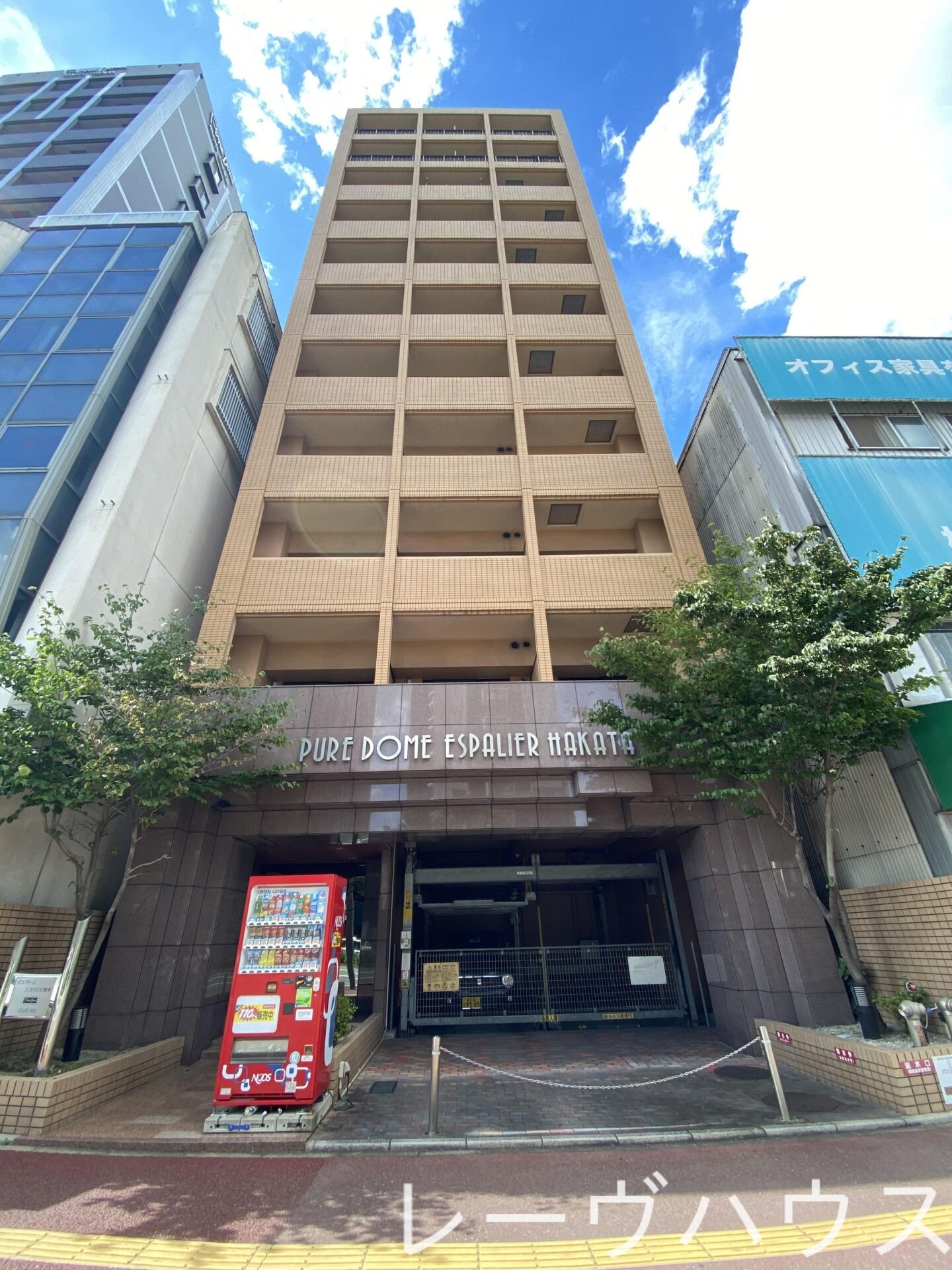 ピュアドームエスパリエ博多の物件外観写真