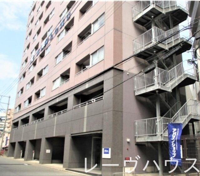 ニューロング博多の物件外観写真