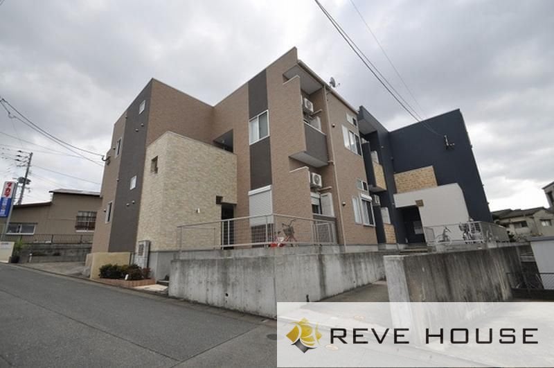 ラ・ニコルトの物件外観写真