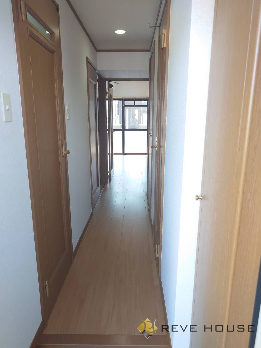 セリュー・トーレの物件内観写真