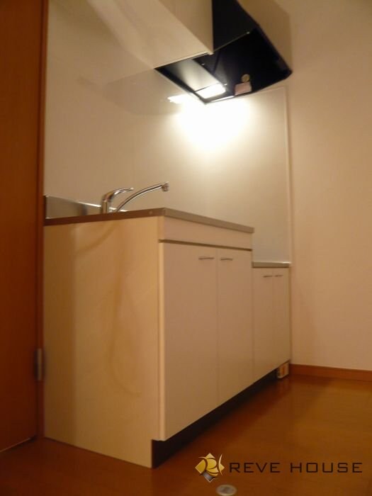 GOLDWING東比恵の物件内観写真