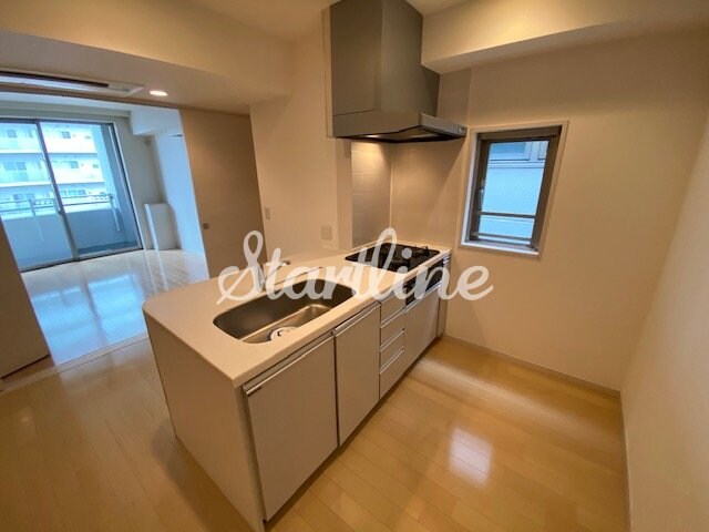 カスタリア新富町IVの物件内観写真