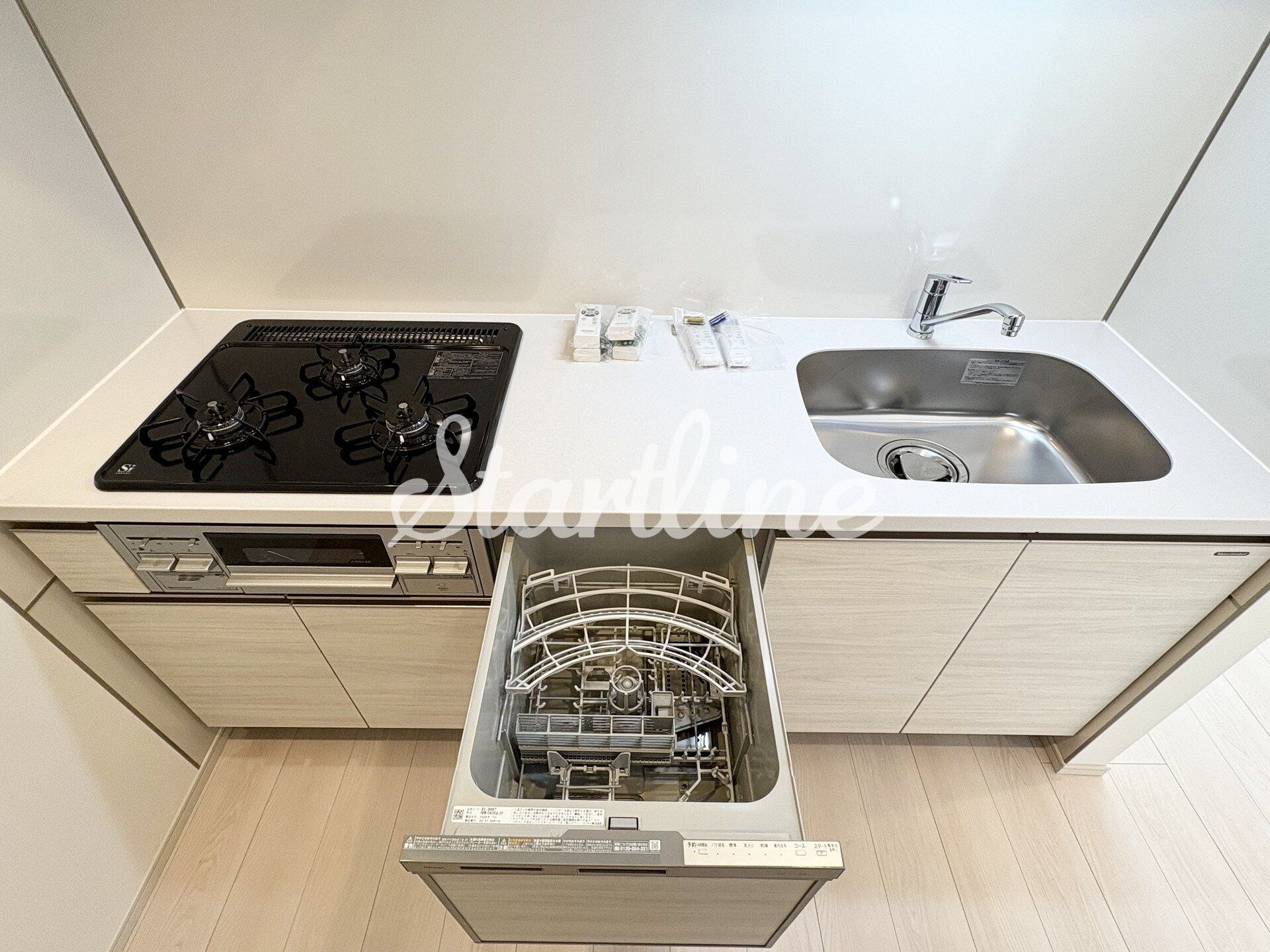 コンフォリア・リヴ豊洲キャナルの物件内観写真