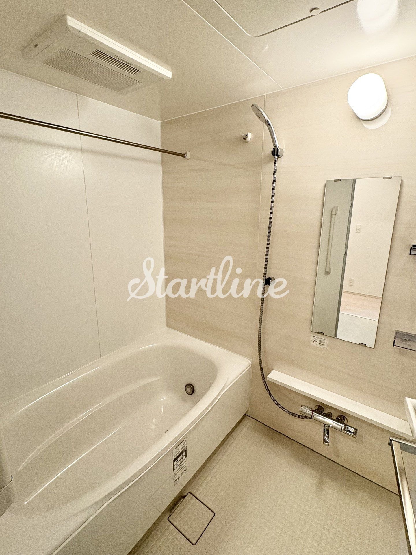 コンフォリア・リヴ豊洲キャナルの物件内観写真