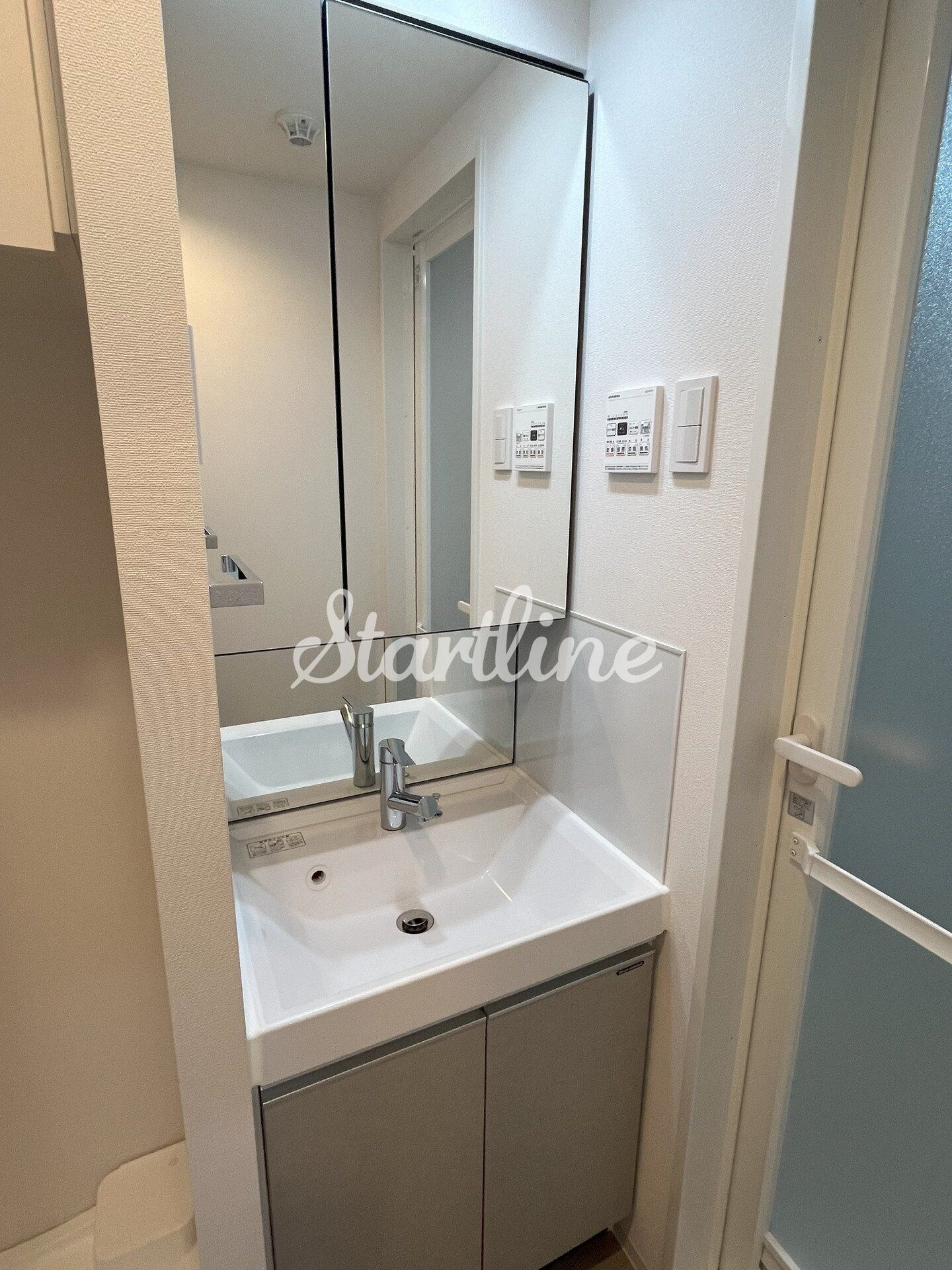 アジールコート門前仲町の物件内観写真